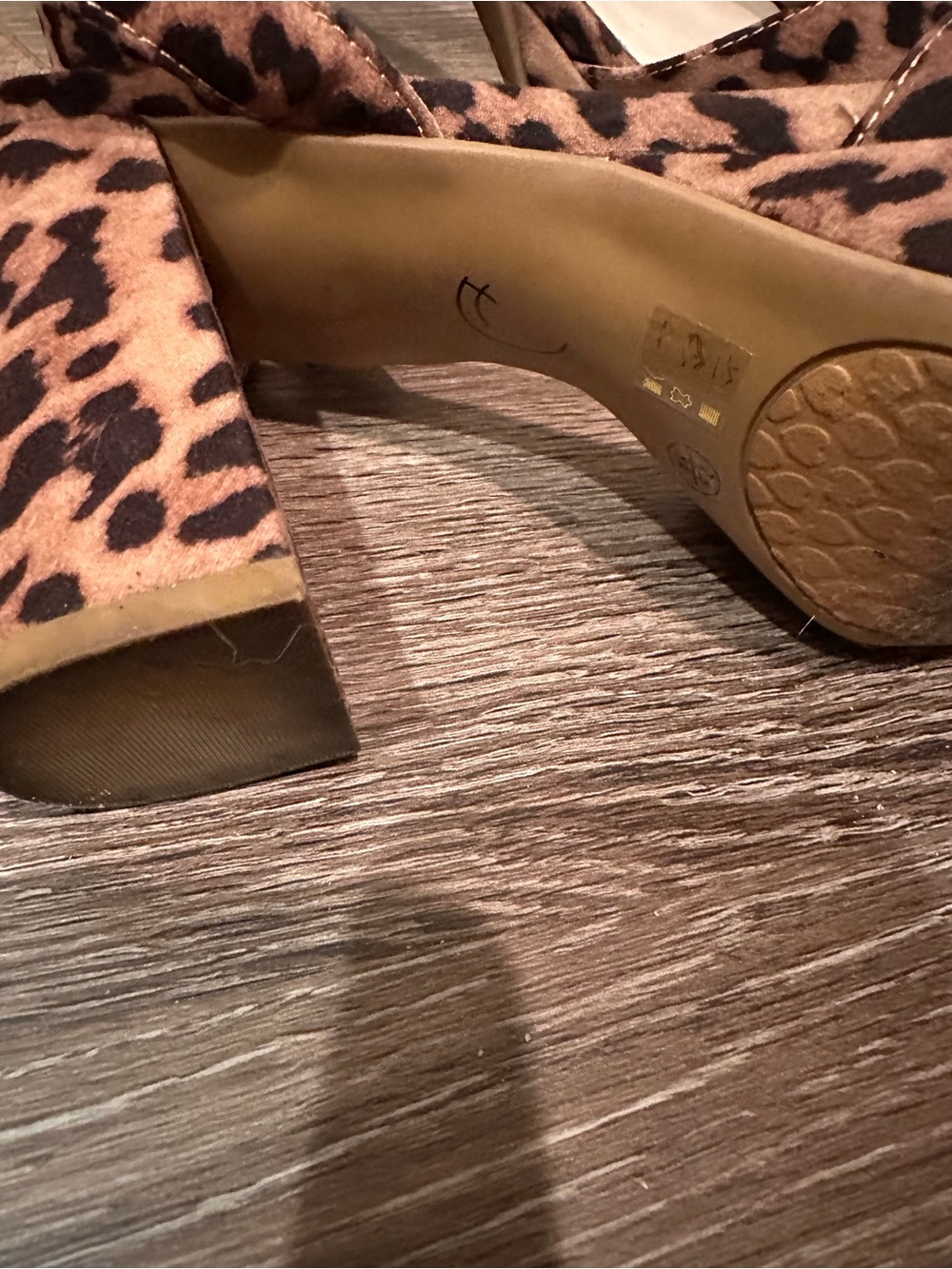 Leopard platform heels - Picture 4 of 4